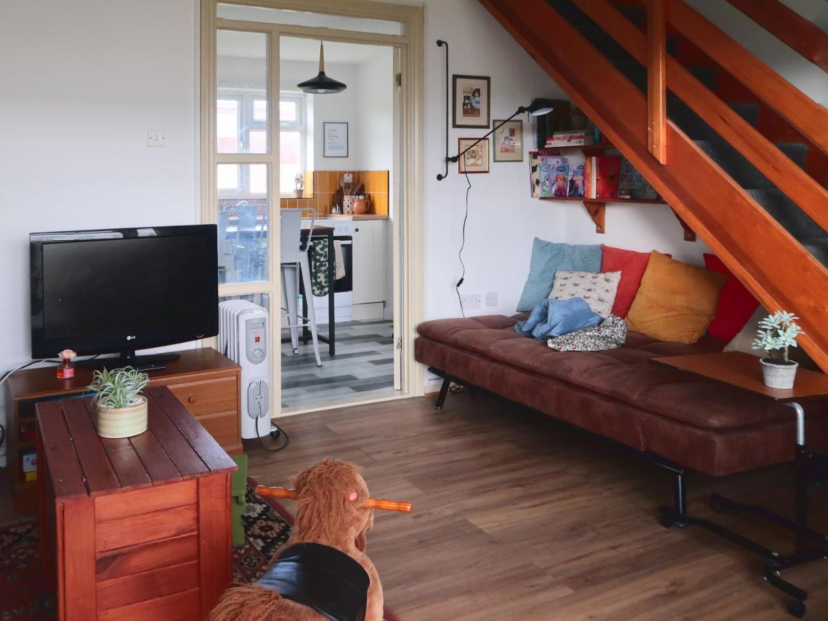 New! Eden's Seaside 3-bedroom House In Hemsby, Weekly Rate, Superhost